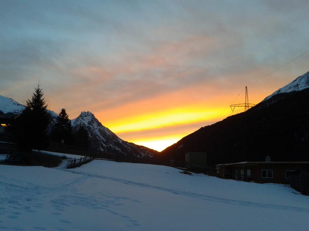 Haus Mattle Διαμέρισμα Pettneu am Arlberg Εξωτερικό φωτογραφία